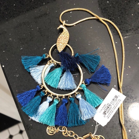 NWT Lilly Pulitzer Peacock Necklace.